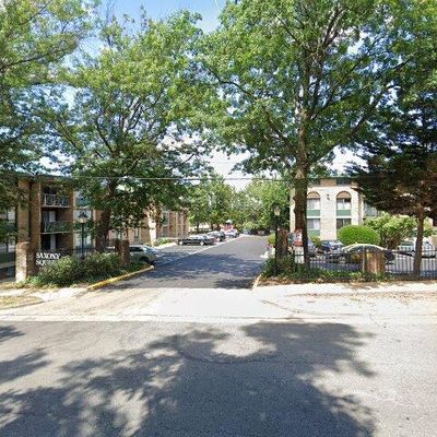 523 N Armistead St #201, Alexandria, VA 22312