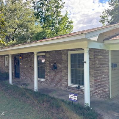 5265 Wayneland Dr, Jackson, MS 39211