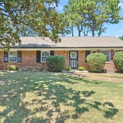 5272 Boswell Rd, Memphis, TN 38120