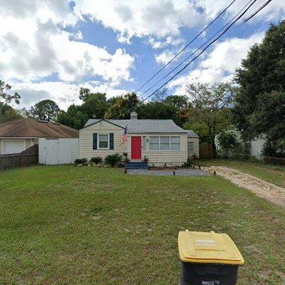 4610 Cedarwood Rd, Jacksonville, FL 32210