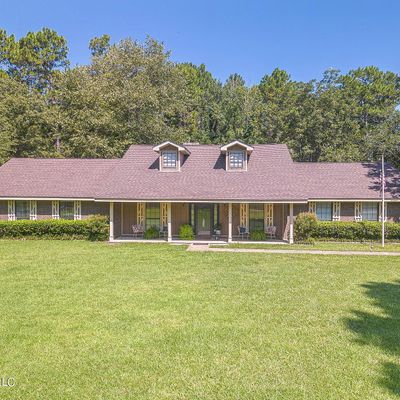 469 Fruitland Park Rd, Wiggins, MS 39577