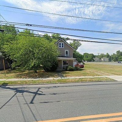 47 Clark St, Harrington, DE 19952