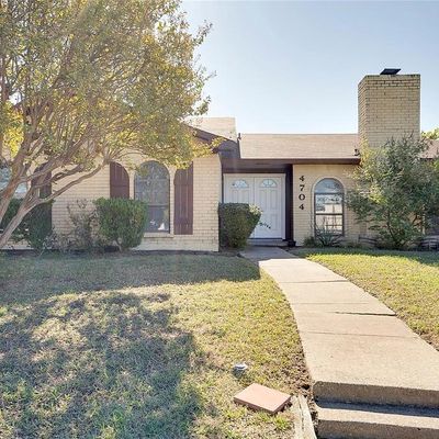 4704 Pemberton Ln, The Colony, TX 75056