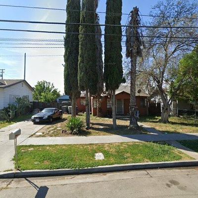 4764 E White Ave, Fresno, CA 93702