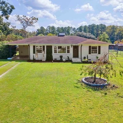 48 Hillcrest Dr, Andrews, SC 29510