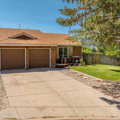 48 Pinetree Pl, Parachute, CO 81635