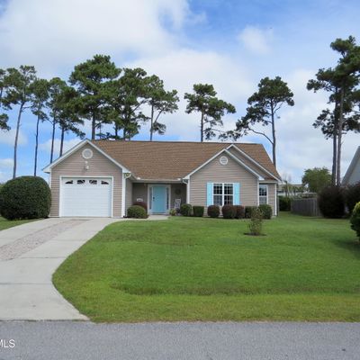 4895 Beech Tree Dr Se, Southport, NC 28461