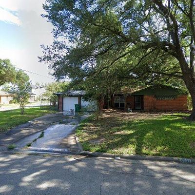 4903 Mayflower St, Houston, TX 77033