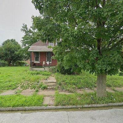 4934 Palm St, Saint Louis, MO 63115