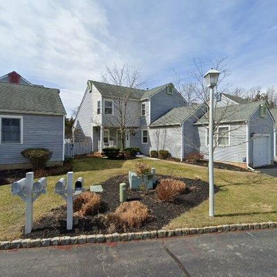 58 Turnberry Cir, Toms River, NJ 08753