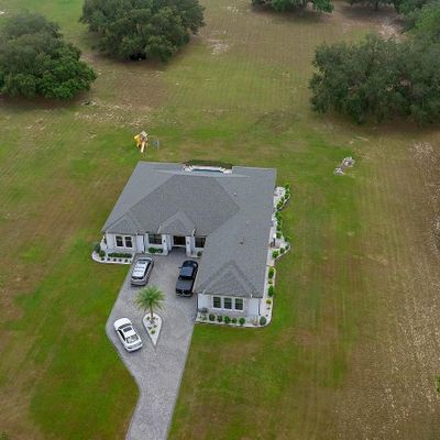 5800 Club Dr, Groveland, FL 34736