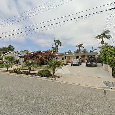 5843 Lord Cecil St, San Diego, CA 92122