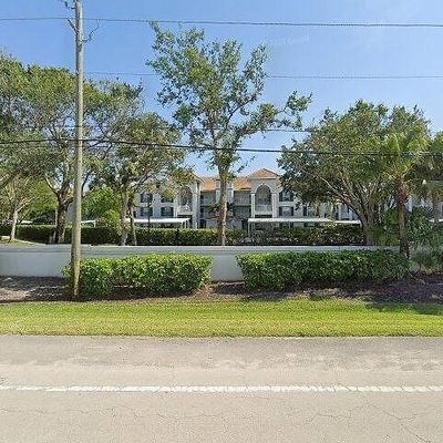 585 Club Side Dr #304, Naples, FL 34110