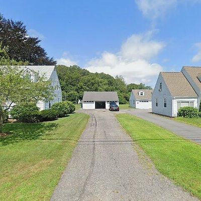 59 Fog Plain Rd, Waterford, CT 06385