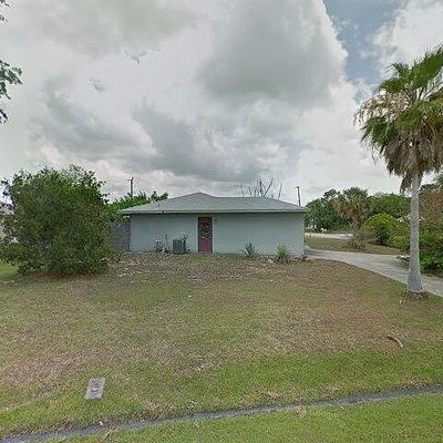 591 Biscayne Ln, Sebastian, FL 32958