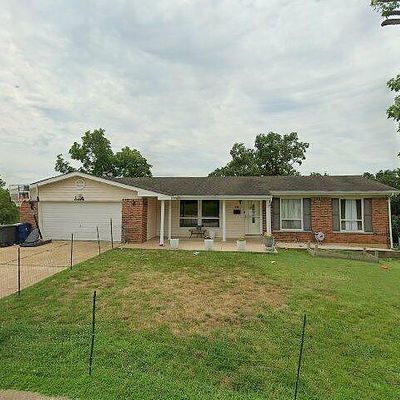 599 W Stone St, De Soto, MO 63020