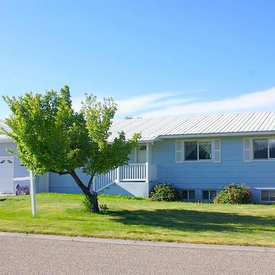 6 E 1 St S, Sugar City, ID 83448