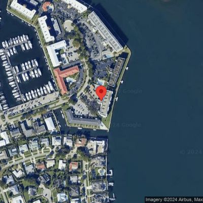 60 Yacht Club Dr #106, North Palm Beach, FL 33408