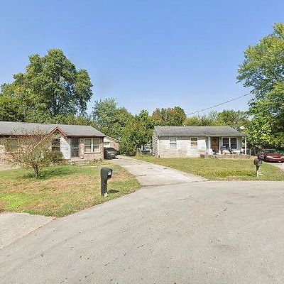 600 Beechland Rd, Louisville, KY 40229