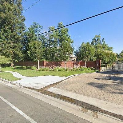 6017 N Woodson Ave, Fresno, CA 93711