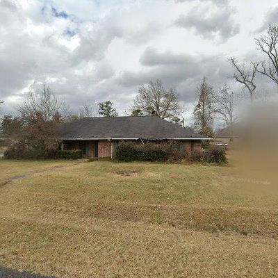 606 E Neal St, Gonzales, LA 70737