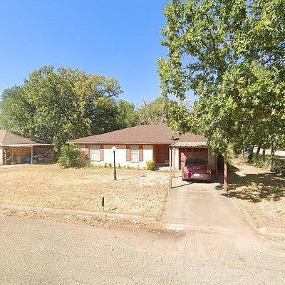 606 S Brazos St, Whitney, TX 76692