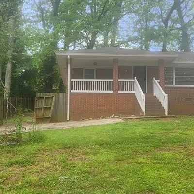 606 Warren Ave, Scottdale, GA 30079