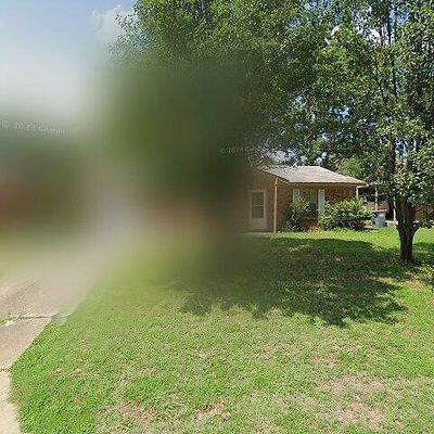 608 K St, Barling, AR 72923