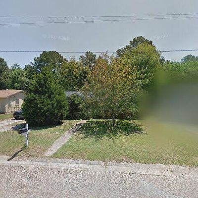 608 Masterson Ave, Chickasaw, AL 36611