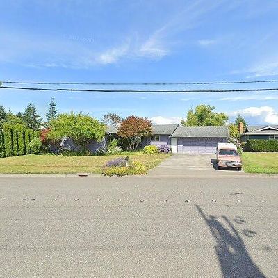 6086 Vista Dr, Ferndale, WA 98248