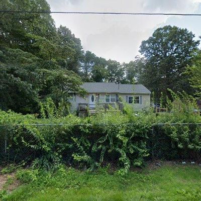 6101 Magnolia Dr, Millville, NJ 08332