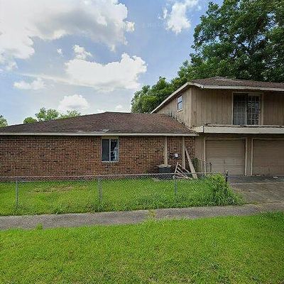 6116 August Ln, Marrero, LA 70072