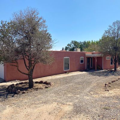 612 Socorro Dr Sw, Los Lunas, NM 87031