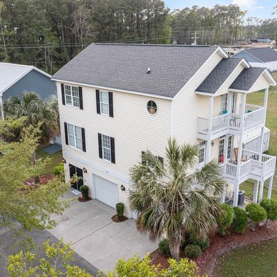 612 Woodland Dr, Murrells Inlet, SC 29576