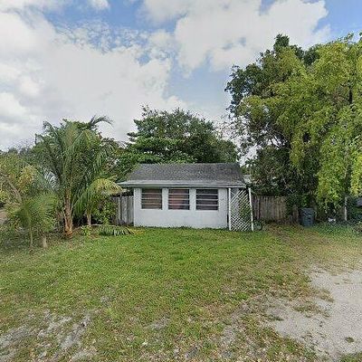 6125 Call St, Hollywood, FL 33024