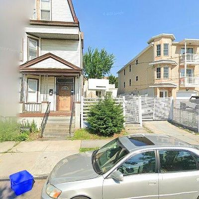 613 Hunterdon St, Newark, NJ 07108