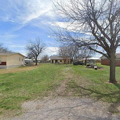 613 W 3 Rd St, Grandfield, OK 73546