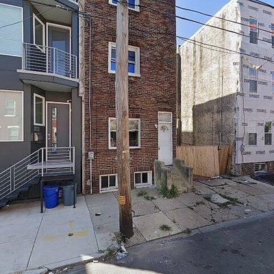 616 Mckean St, Philadelphia, PA 19148