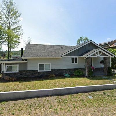 616 Grove St, Centralia, WA 98531