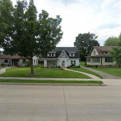 617 S Madison St, Chilton, WI 53014