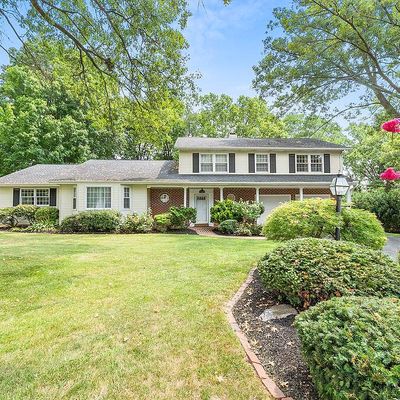 619 Sherwood Dr, Carlisle, PA 17013