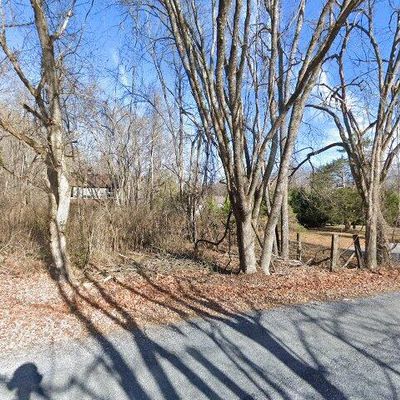 62 Cave Mountain Lake Rd, Natural Bridge Station, VA 24579