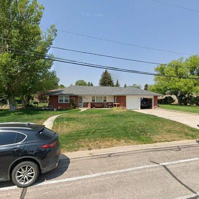 6204 Deer Ave, Cheyenne, WY 82009