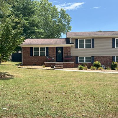 6225 Wintergreen Rd, Morristown, TN 37814