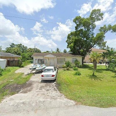 5358 Catts St, Naples, FL 34113