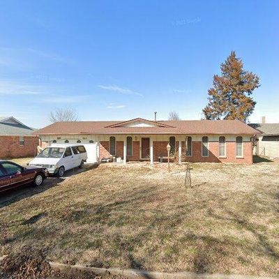 537 E F St, Jenks, OK 74037