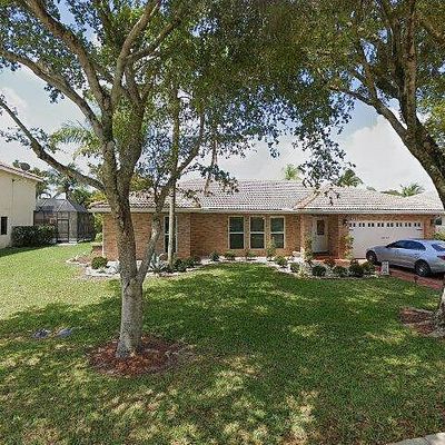 5422 Nw 60 Th Dr, Coral Springs, FL 33067