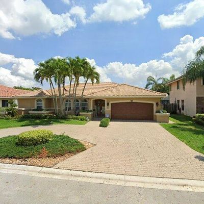 5437 Nw 60 Th Dr, Coral Springs, FL 33067