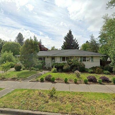 548 Eastwood Dr, Medford, OR 97504