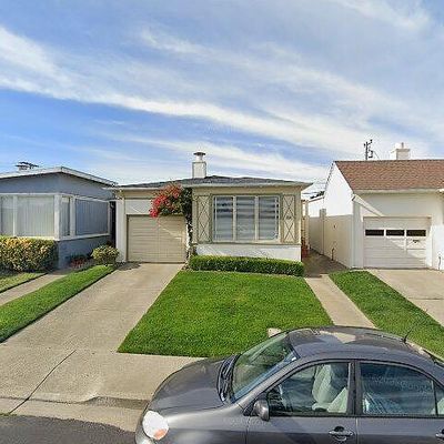 548 Skyline Dr, Daly City, CA 94015